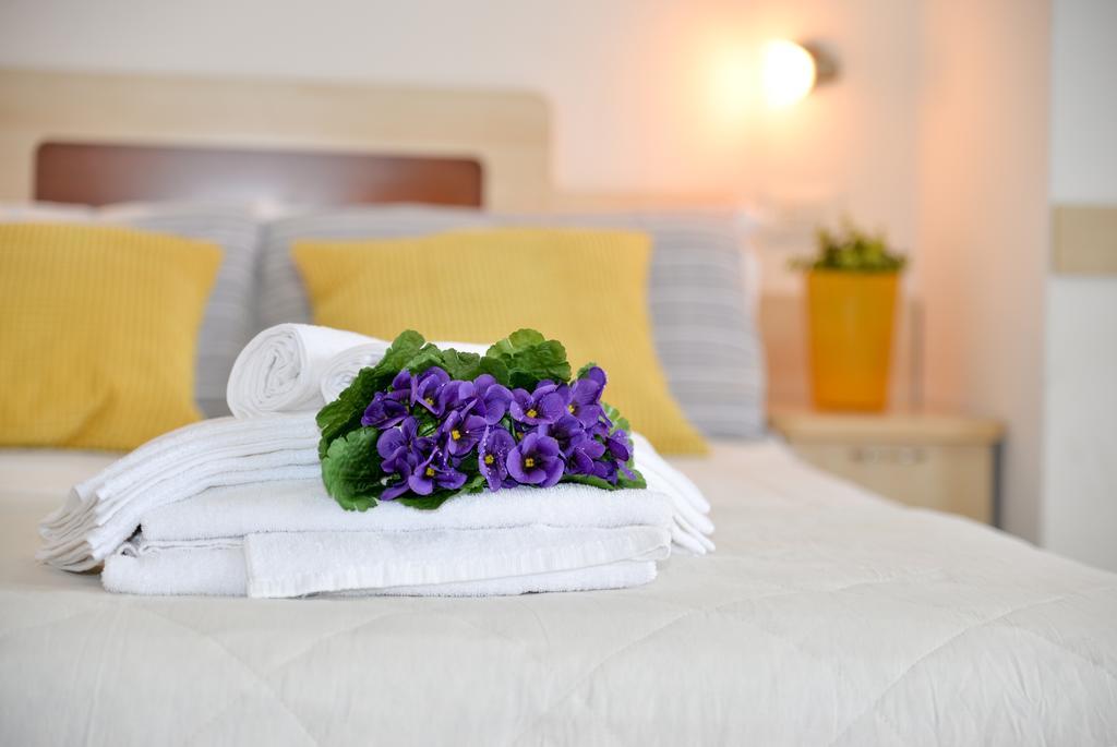 Residence Mediterraneo Rimini Eksteriør bilde