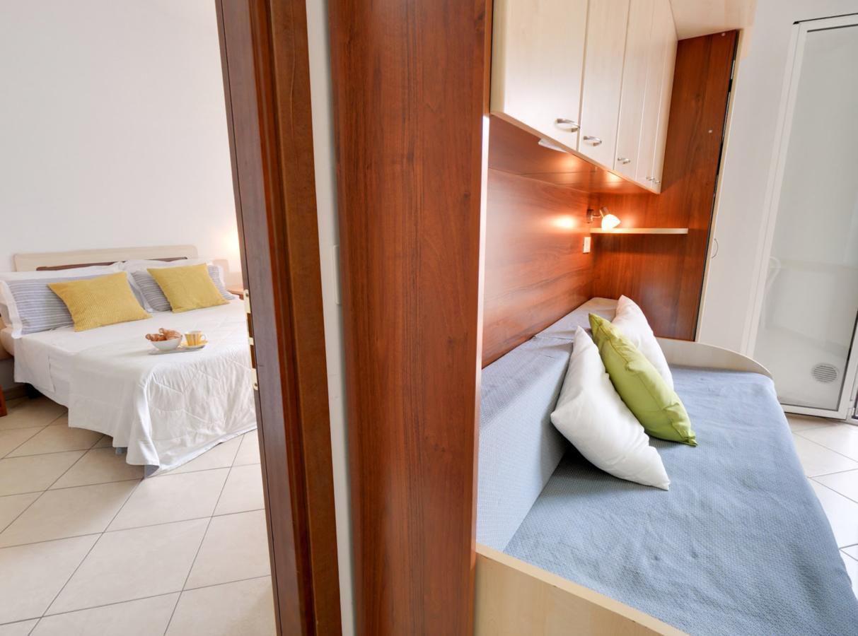 Residence Mediterraneo Rimini Eksteriør bilde