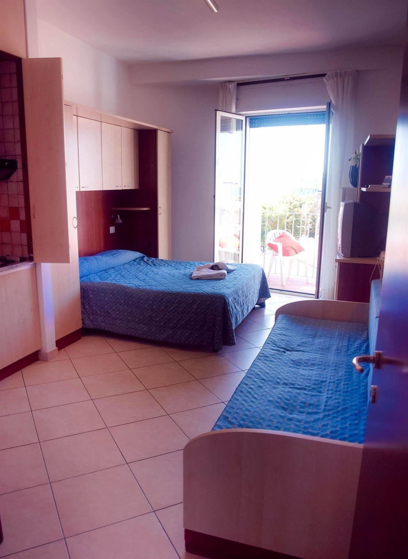 Residence Mediterraneo Rimini Eksteriør bilde