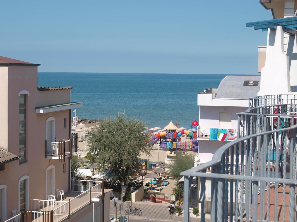 Residence Mediterraneo Rimini Eksteriør bilde